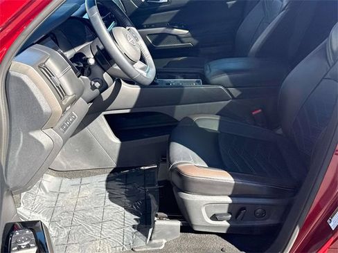 Certified 2024 Nissan Pathfinder Platinum image 22