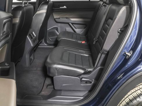 Used 2022 Volkswagen Atlas Cross Sport SEL Premium R-Line image 37