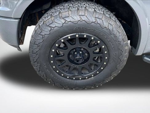 Used 2020 Ford F150 XLT w/ Equipment Group 302A Luxury AWD/4WD image 32