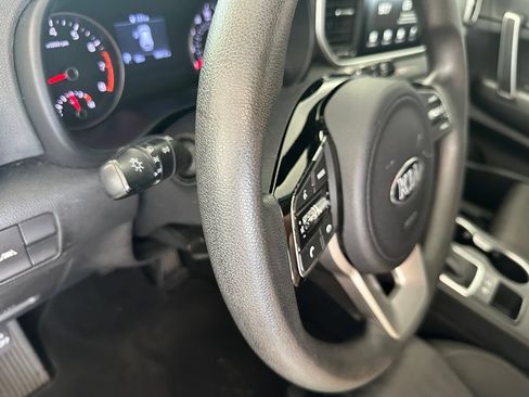 Used 2021 Kia Sportage LX FWD image 18