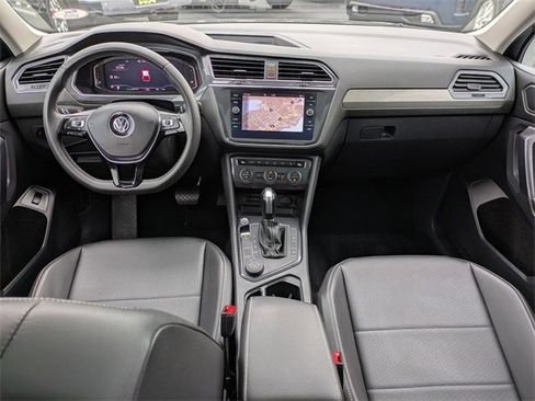Used 2021 Volkswagen Tiguan SEL image 24