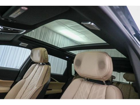 New 2026 Cadillac Lyriq Signature Luxury image 20