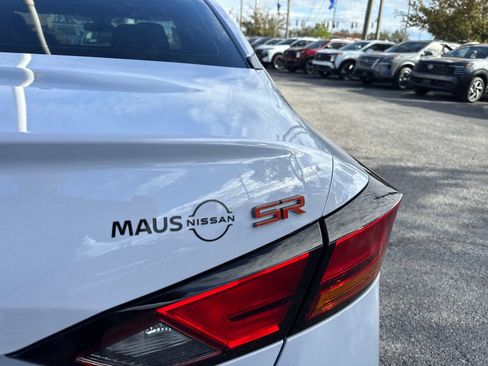 New 2025 Nissan Altima 2.5 SR image 8