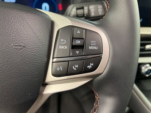 New 2026 Ford Explorer Active image 19