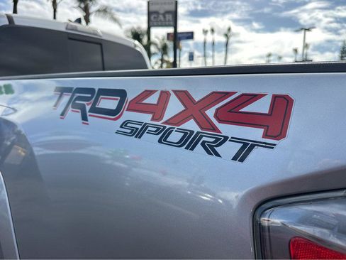 Used 2021 Toyota Tacoma TRD Sport image 38