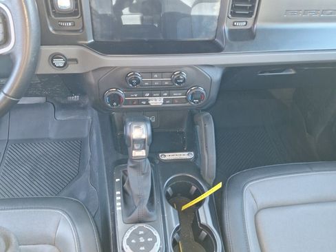 Certified 2023 Ford Bronco Everglades image 10