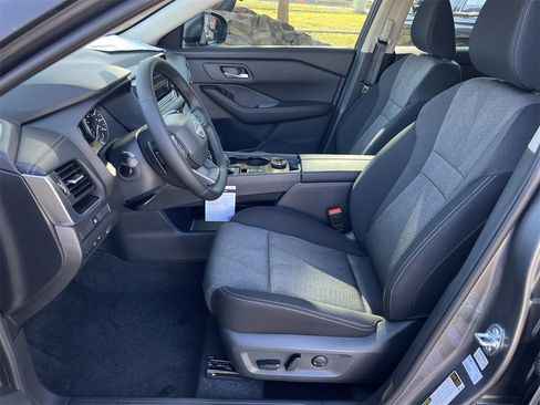 New 2026 Nissan Rogue SV image 13