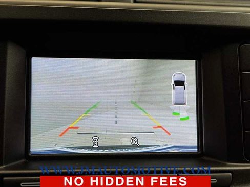 Used 2019 Ford Explorer XLT w/ Class III Trailer Tow Package image 32