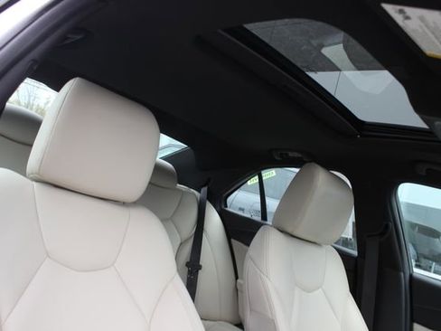 Used 2020 Cadillac CT4 Luxury w/ Sun And Sound Package AWD/4WD image 33
