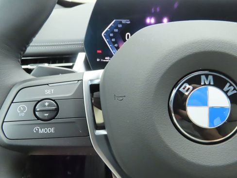 Used 2025 BMW X1 xDrive28i w/ Premium Package image 12