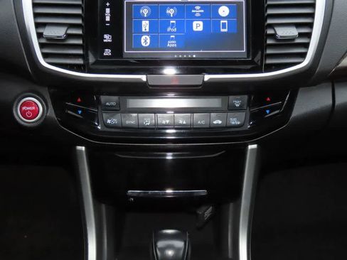 Used 2017 Honda Accord EX-L image 21