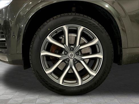 Used 2024 Volvo XC90 T8 Plus AWD/4WD image 32