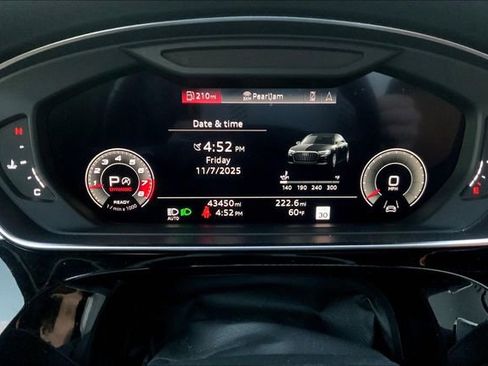 Certified 2022 Audi S8 image 23