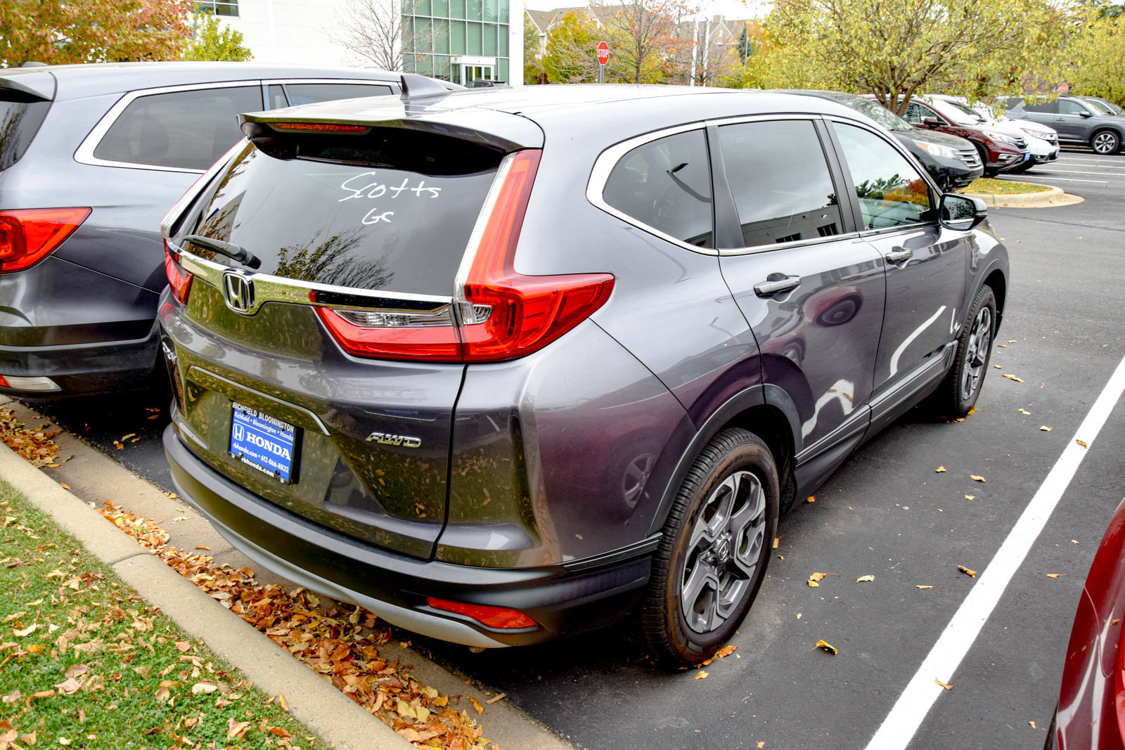 Used 2018 Honda CR-V EX image 16