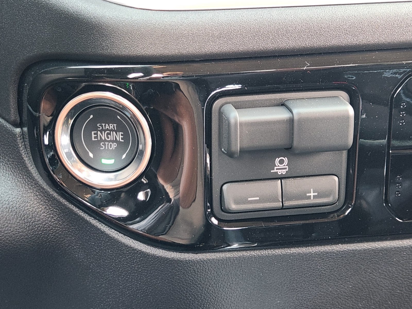 New 2026 Chevrolet Silverado 1500 RST w/ Z71 Off-Road Package AWD/4WD image 20