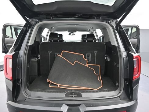 Used 2021 GMC Acadia AT4 w/ LPO, 'HIT The Road' Package AWD/4WD image 31