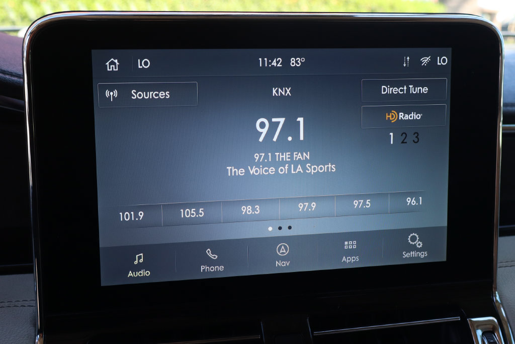 Used 2021 Lincoln Navigator Reserve AWD/4WD image 34