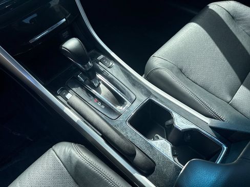 Used 2016 Honda Accord EX-L image 22