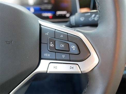 Certified 2025 Volkswagen Jetta SE image 26