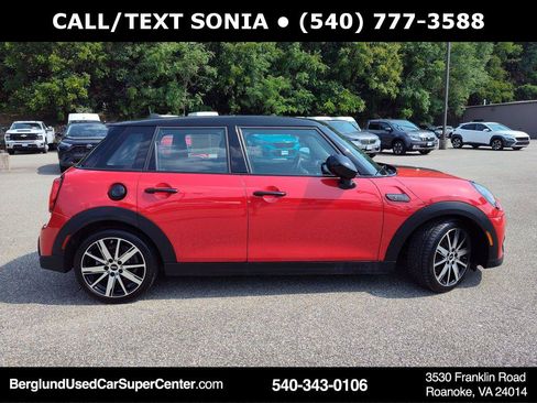 Used 2023 MINI Cooper S FWD image 3