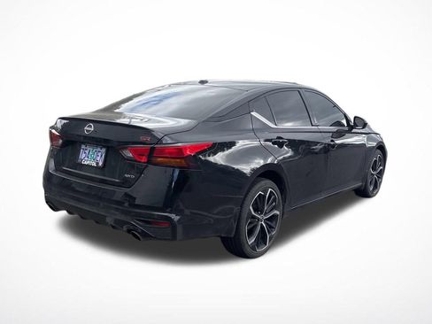 Used 2024 Nissan Altima 2.5 SR w/ SR Premium Package AWD/4WD image 5