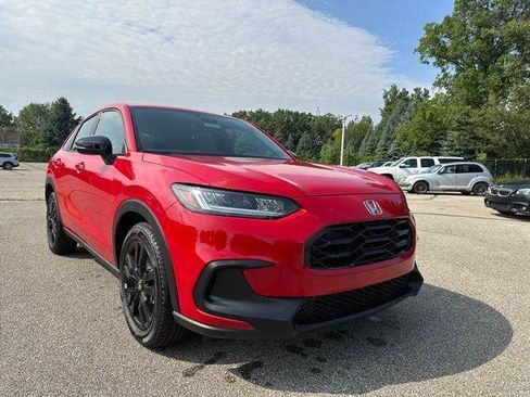 New 2026 Honda HR-V Sport image 2