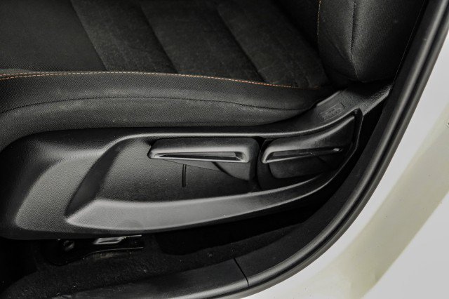 Used 2023 Honda HR-V Sport image 36