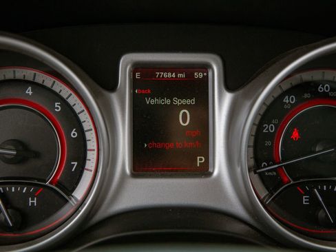 Used 2019 Dodge Journey GT AWD/4WD image 17