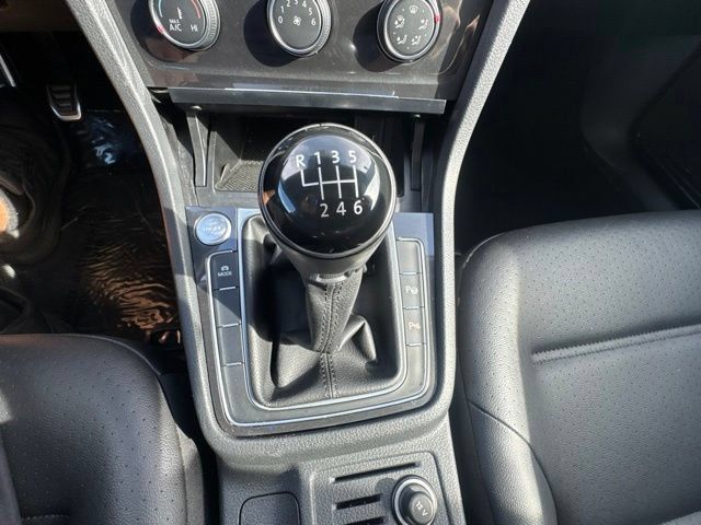 Used 2019 Volkswagen Golf Alltrack SE AWD/4WD image 23