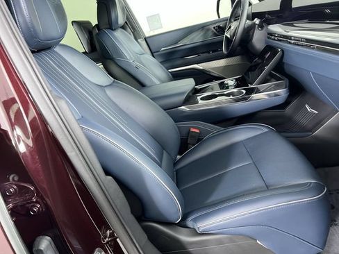Certified 2025 Cadillac Escalade IQ Sport 2 AWD/4WD image 28