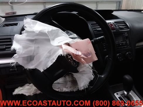 Used 2013 Subaru Crosstrek 2.0i Premium image 11