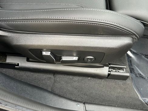 Used 2024 BMW X3 xDrive30i image 33