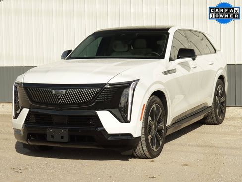 Used 2025 Cadillac Escalade IQ Sport 1 image 3