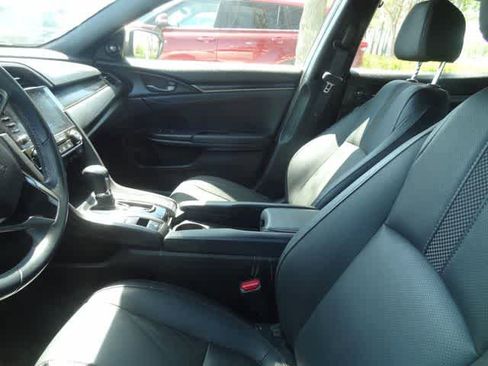 Used 2021 Honda Civic Sport Touring image 9