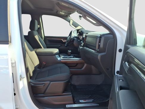 Used 2024 Chevrolet Silverado 1500 LT Trail Boss w/ Protection Package image 11