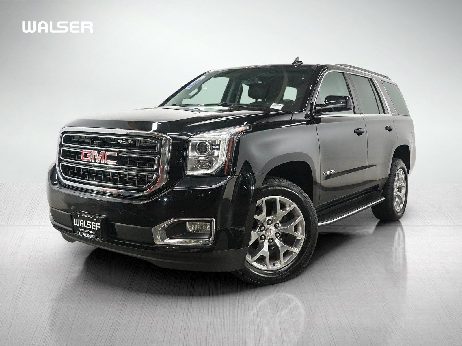 Used 2018 GMC Yukon SLE w/ SLE Value Package AWD/4WD image 1