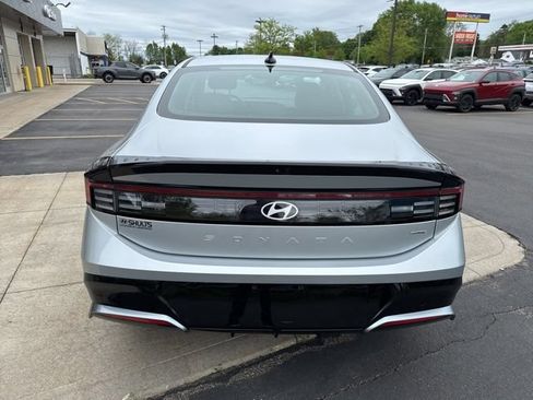 Certified 2024 Hyundai Sonata SEL AWD/4WD image 16