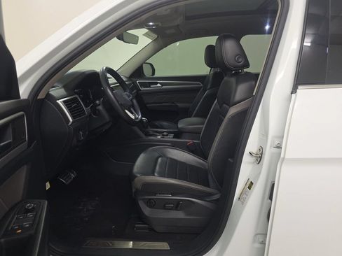 Used 2022 Volkswagen Atlas SEL Premium AWD/4WD image 8
