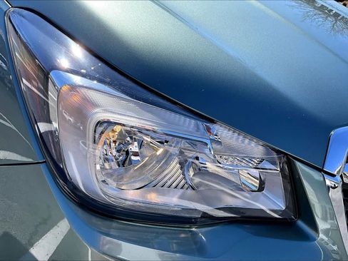 Used 2017 Subaru Forester 2.5i w/ Alloy Wheel Package image 27