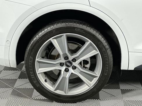 Used 2020 Audi Q5 Prestige image 16