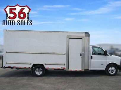Used 2022 GMC Savana 3500 Extended w/ Power Convenience Package