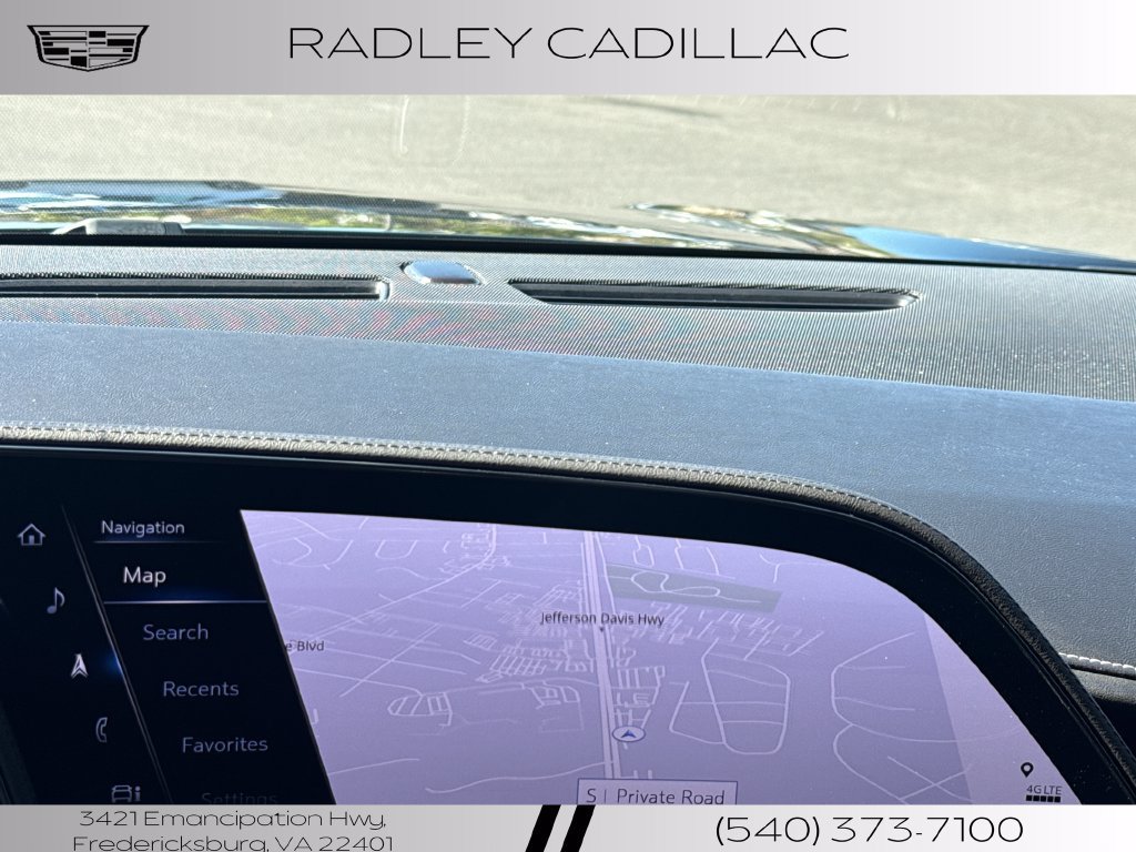 Used 2022 Cadillac Escalade ESV Sport AWD/4WD image 9