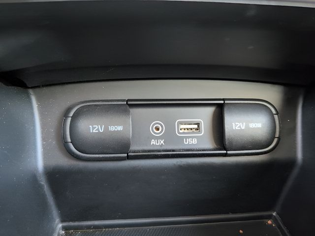 Used 2017 Kia Sorento L FWD image 17