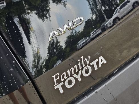 Certified 2026 Toyota Grand Highlander AWD image 9