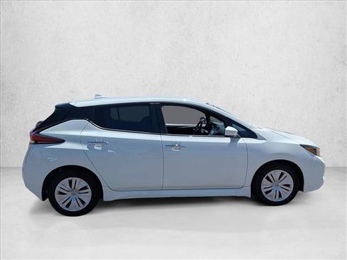 Used 2023 Nissan Leaf S FWD image 4