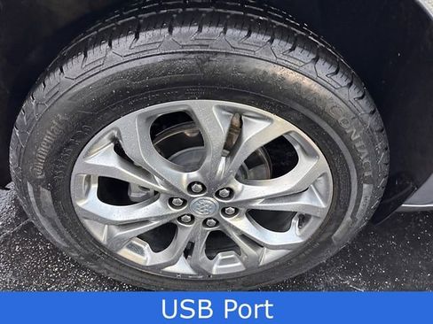 Used 2021 Buick Enclave Avenir w/ Avenir Technology Package image 12