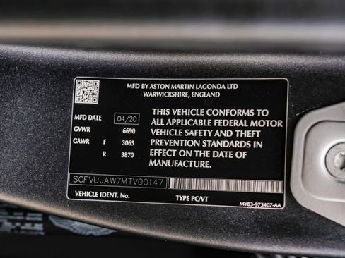 Used 2021 Aston Martin DBX AWD/4WD image 74