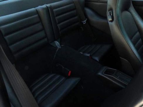 Used 1993 Porsche 911 Carrera RWD image 34