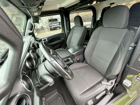 Used 2021 Jeep Wrangler Sport image 18