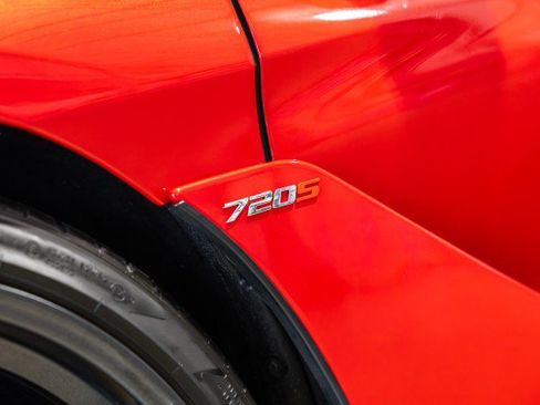 Used 2022 McLaren 720S Performance RWD image 12